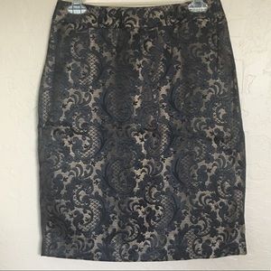 A straight midi women’s skirt!
